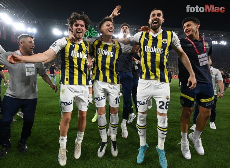 FENERBAHÇE TRANSFER HABERLERİ! Kanarya Livakovic'ten vazgeçmiyor! İki kulüp daha yarışta