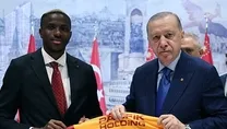 Başkan’a çifte kupalı ziyaret