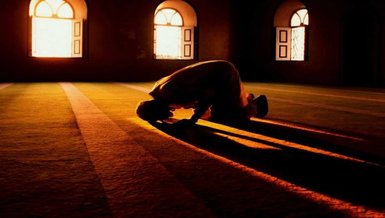 Tövbe namazı nasıl kılınır? Tövbe namazına nasıl niyet edilir? Tövbe namazı kaç rekat? Tövbe namazı kılınışı