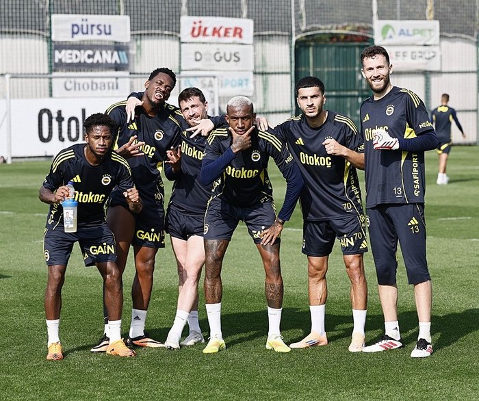 viktoria-plzen-fenerbahce-maci-canli-yayin-bilgisi-ve-11ler-1762408751333.jpeg Viktoria Plzen - Fenerbahçe maçı detayları!