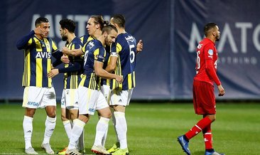 Fenerbahçe AZ Alkmaar'ı 3 golle geçti!