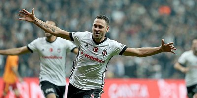 Tosic kaldı Mitrovic gitti