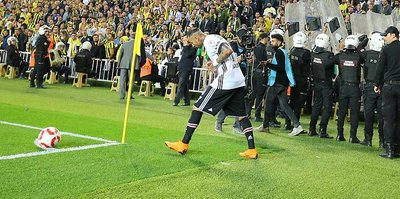Fenerbahçe, Quaresma'yı TFF'ye şikayet etti