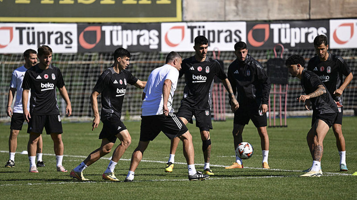 Beşiktaş'ın Ajax maçı kamp kadrosu açıklandı!