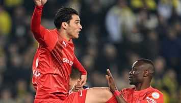 Kırmızı olacak iş değil!