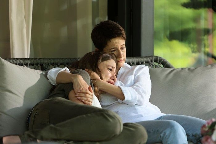 aile-12-bolum-izle-show-tv-aile-son-bolum-full-izle-aile-dizisi-canli-izle-yeni-bolum-aile-12-bolum-tek-parca-1684836962402.jpeg