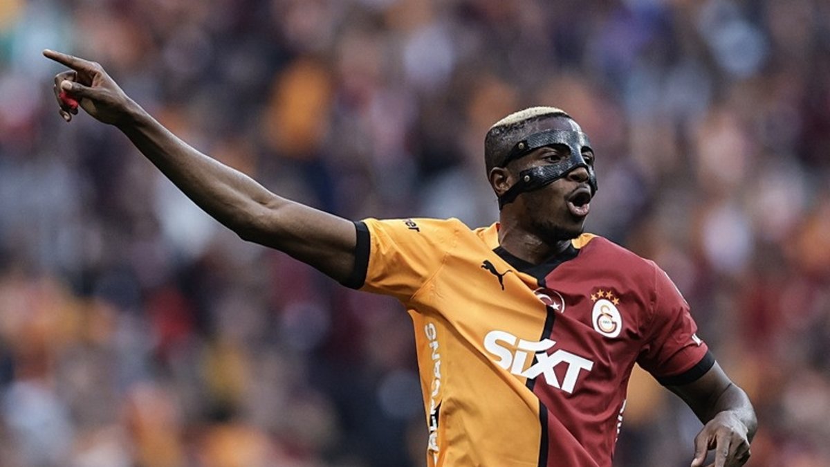 Galatasaray'dan Osimhen'e transfer için süre! Kalıyorum derse...