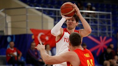 Türkiye 69-72 İspanya (MAÇ SONUCU - ÖZET)
