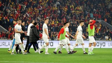 Göztepe - Altay maçı çıkan olaylar sonrası tatil edildi!