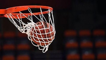 Basketbola 3 takviye birden