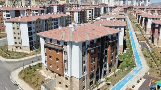 denizli-merkez-toki-sonuc-denizli-acipayam-civril-honaz-merkez-saraykoy-kura-cekilis-sonuclari-denizli-toki-ka-1674708265106.jpeg