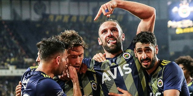 Vedat Muriç'ten Fenerbahçe taraftarına mesaj: Omuz omuza şampiyonluğa