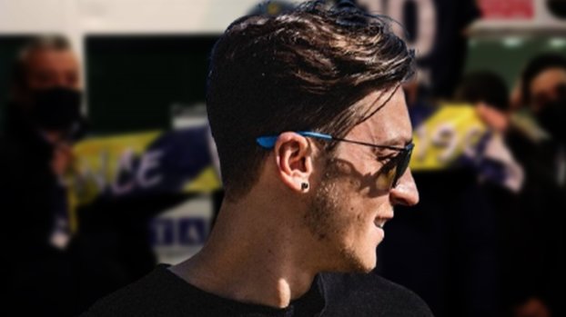 Mesut Özil'den F.Bahçe tezahüratı! #