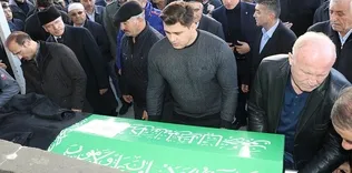 Milli güreşçi Kayaalp’in acı günü