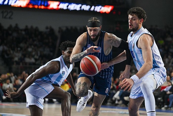 anadolu-efes-kizilyildiz-maci-canli-izle-ne-zaman-saat-kacta-hangi-kanalda-1767342347239.jpeg Anadolu Efes, 2026'nın ilk maçında Kızılyıldız'ı ağırlıyor!