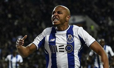 Yacine Brahimi Fenerbahce De Imzaya Yakin Son Dakika Fenerbahce Haberleri Fotomac