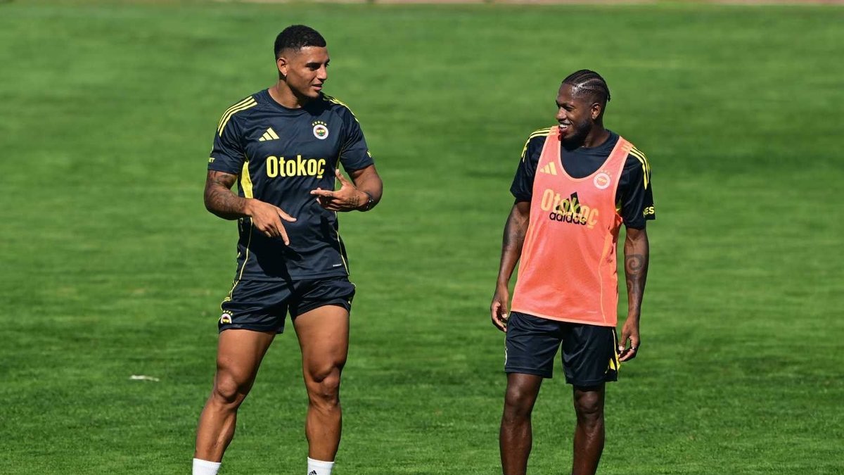 Fenerbahçe'de o futbolcunun sezon sonu gideceği takım şimdiden belli oldu!