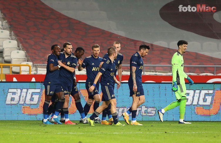 Son dakika spor haberi: Fenerbahçe'nin hedefindeydi! 4 talip daha çıktı