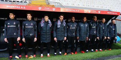 Beşiktaş, 4 oyuncuyla imzaladı!