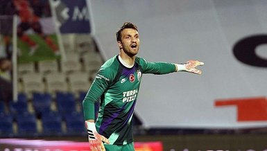 Okan kaleyi kapatamıyor