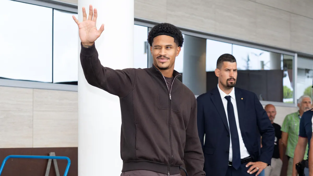 Oosterwolde transferinde Roma'dan flaş talep