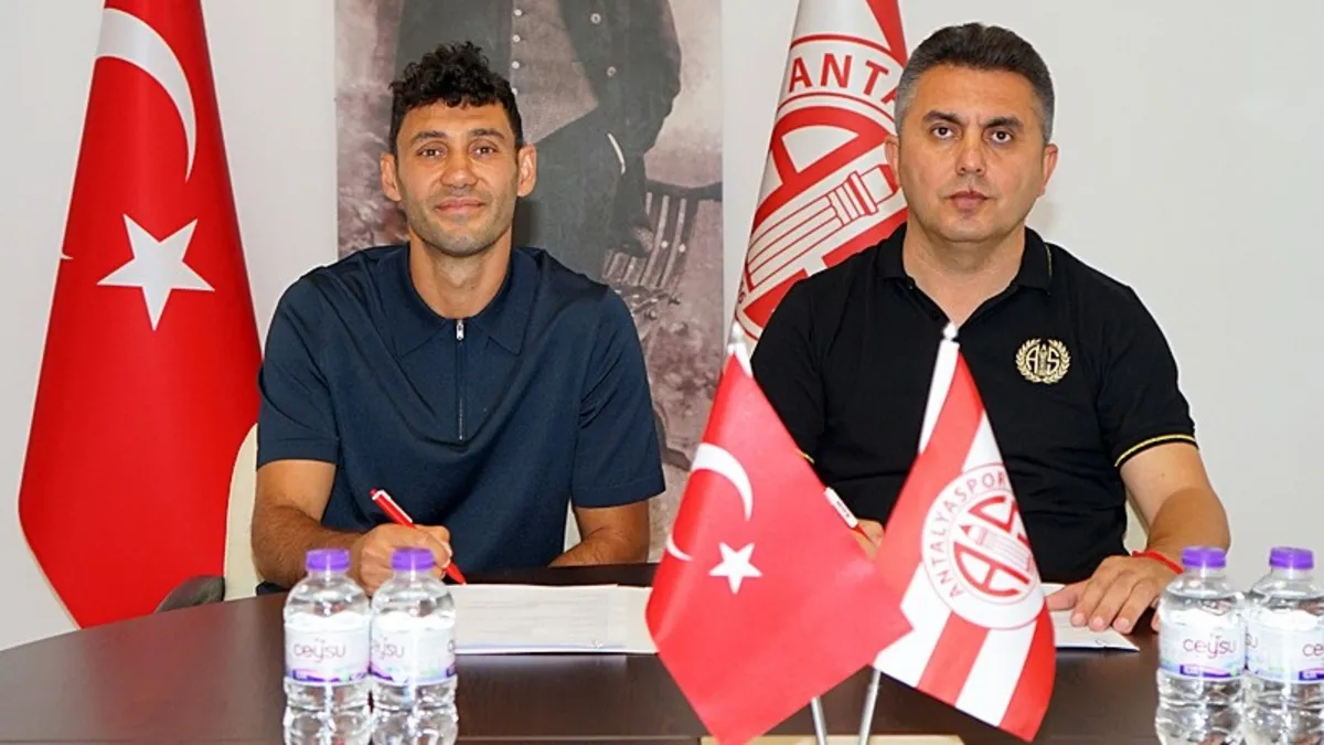Antalyaspor, takım kaptanı Veysel Sarı ile nikah tazeledi!