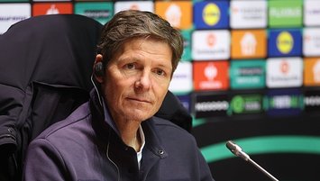 Oliver Glasner sürprizi