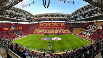 Görkemli şölen!