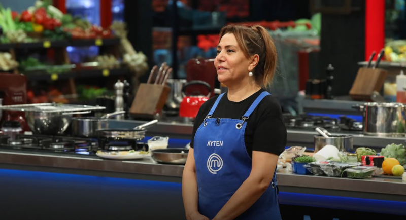 masterchef-turkiye-30-ekim-odul-oyununu-hangi-takim-kazandi-masterchefte-bu-hafta-eleme-potasinda-kimler-var-1761890662753.png