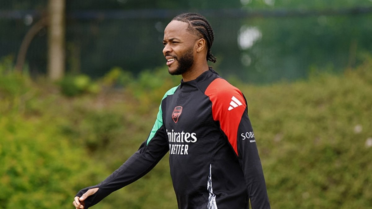 TRANSFER HABERİ | Fenerbahçe'den Raheem Sterling bombası! Menajerleri önerdi TRANSFER HABERİ | Fenerbahçe'den Raheem Sterling bombası! Menajerleri önerdi