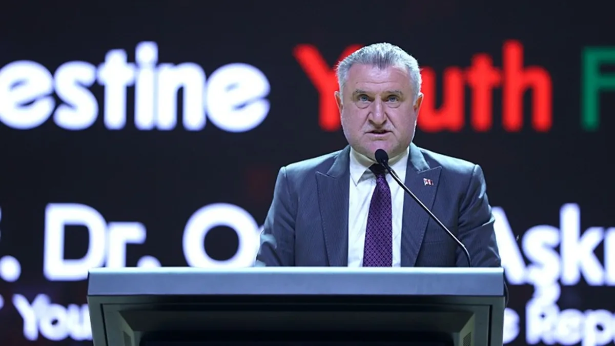 Bakan Bak: Gençlerimizin hayal gücüne güveniyoruz