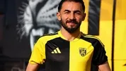 Hamza Gür imzayı attı