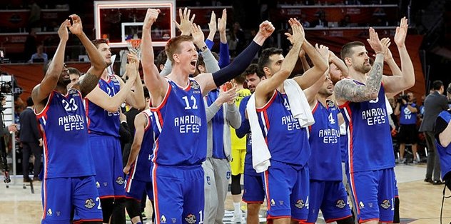 Anadolu Efes tarihe geçmenin eşiğinde
