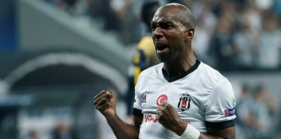 Babel, futbolu Beşiktaş'ta bırakmak istiyor