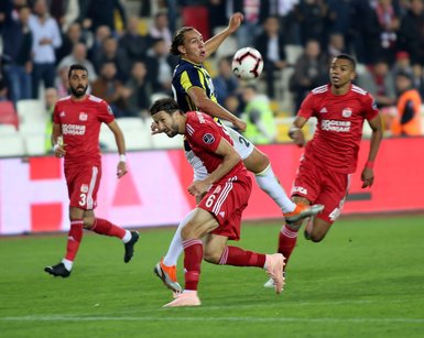 Rıdvan Dilmen’den flaş sözler: Bu Fenerbahçe’yi yorumlamak...