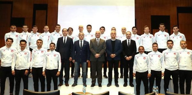 A klasman hakemlerine VAR eğitimi