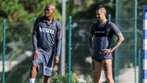 Hamsik ve Nwakaeme salondaydı