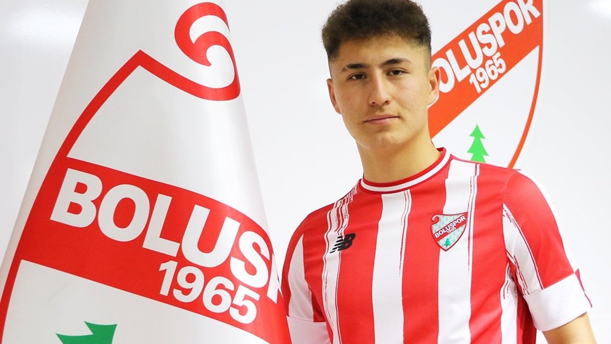 Tolunay Artuç kiralık gitti