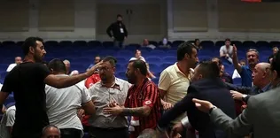 Genel kurul toplantısında kavga!