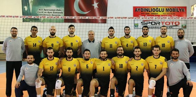 Arhavi evinde güldü