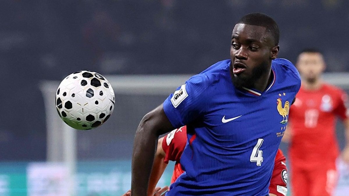 Upamecano 4 yıl uzattı