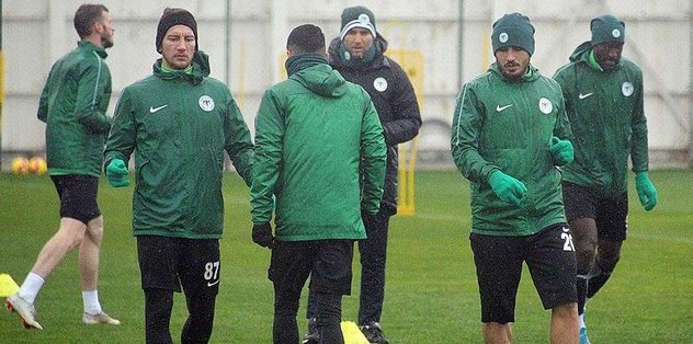 Atiker Konyaspor’da Trabzonspor maçı hazırlıkları sürüyor