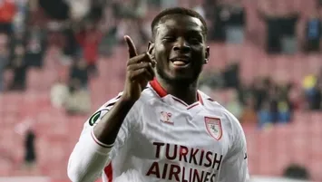 Marius kalmak istiyor