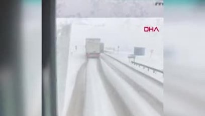 Bursasporlu Taraftarlari Tasiyan Otobus Devrildi 2 Yarali Fotomac