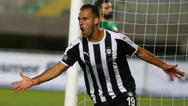Kral benim!