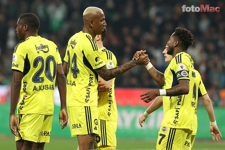 Fenerbahçe'de büyük değişim! 10 ayrılık birden