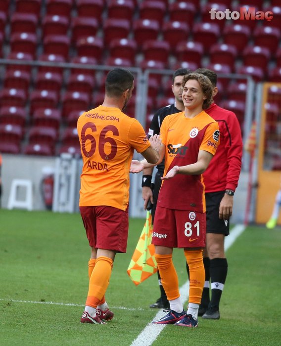 Galatasaray'da roller değişti! Arda Turan 17 yıl sonra...