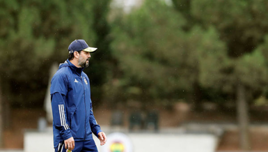 Erol Bulut Tan Oyunculara Uyari Kolay Mac Yok Son Dakika Fenerbahce Haberleri Son Dakika Fen