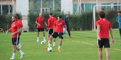 Kayserispor Göztepe hazırlıklarına 2 eksikle devam etti