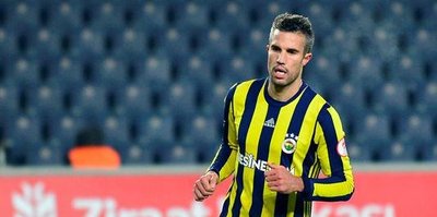 Van Persie ve Fernandao ile devam edebilir!